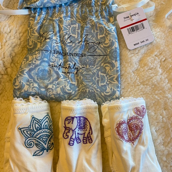 NWT Free People Take Me Away 3 pack undies - Picture 4 of 4